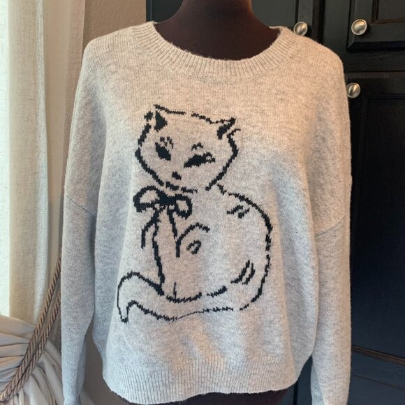 Kitty Cat Grey Sweater Small NWT Super Soft!! - Picture 2 of 11